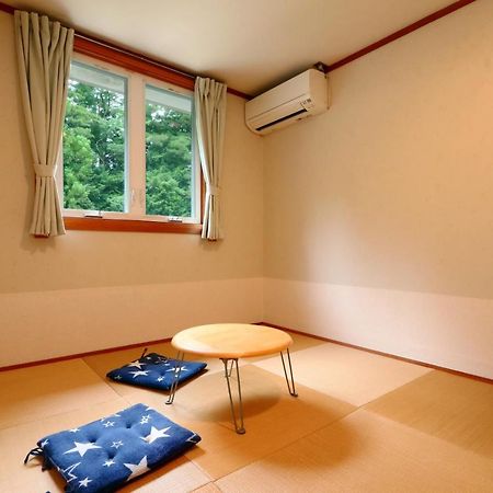 Family Pension Crayon Fujikawaguchiko Dış mekan fotoğraf