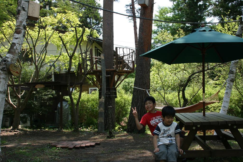 Family Pension Crayon Fujikawaguchiko Dış mekan fotoğraf